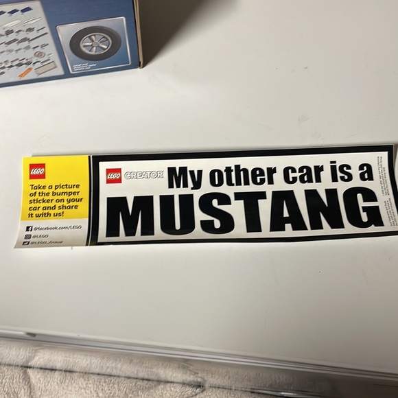 1967 Shelby Mustang Lego #10265 - Picture 10 of 11